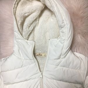 Hollister down jacket ✨